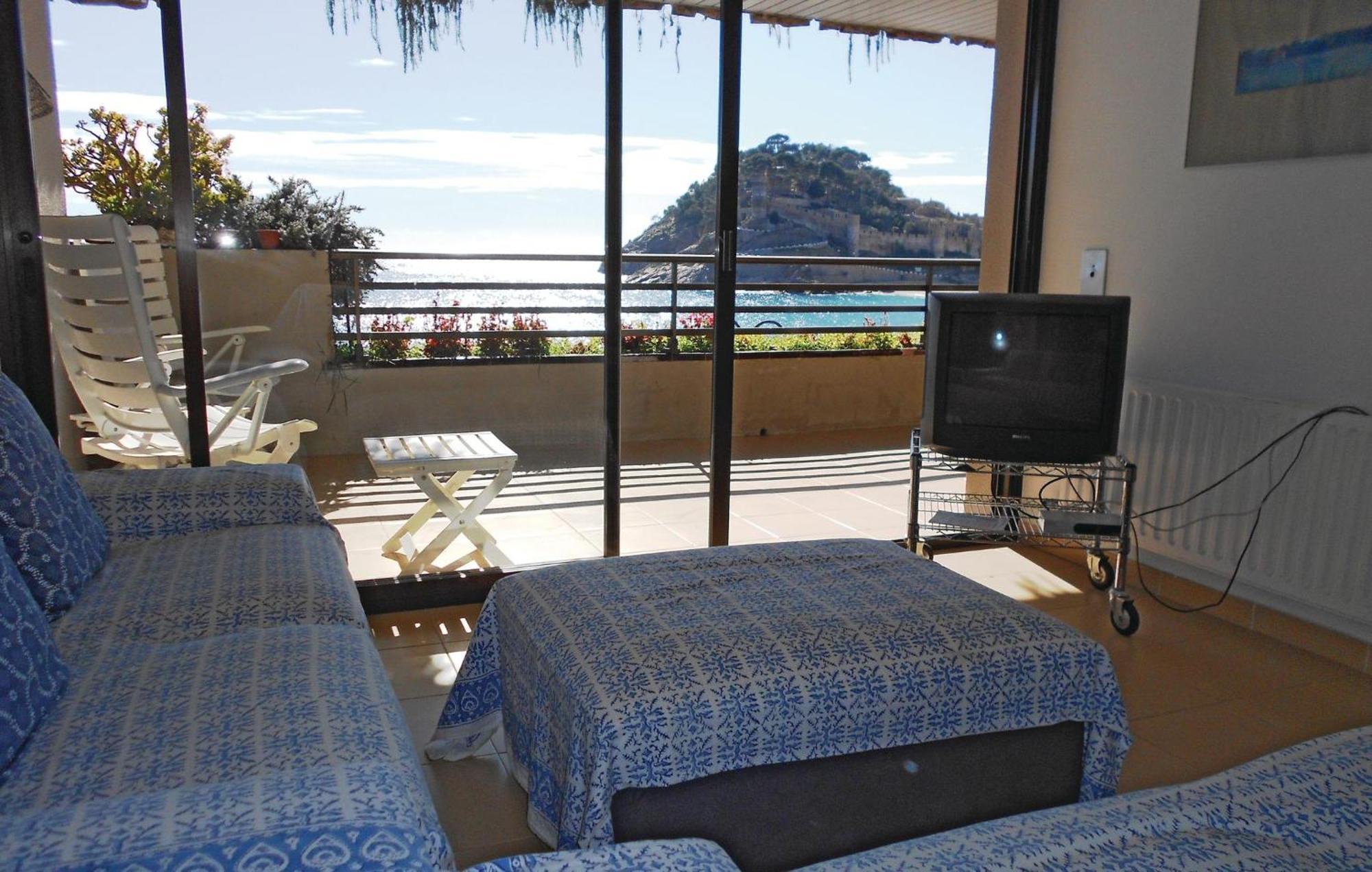Stunning Apartment In Tossa De Mar With Wifi Exterior photo